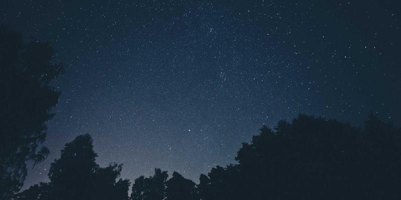 NFV在电信云中的部署与优化：从资源分享到FFSTL2编程开发的实战策略