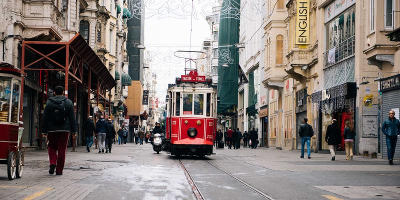 量子密钥分发(QKD)网络：重塑未来网络技术与网络安全的新基石